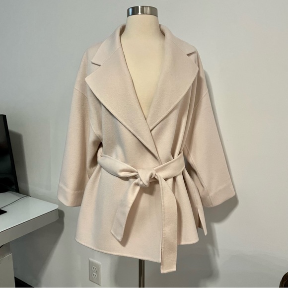 Theory Wool & Cashmere Coat - Picture 1 of 12